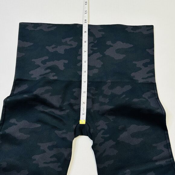 Spanx Womens Look At Me Now Seamless Camo Leggings Green/Black Size XL - Picture 7 of 9